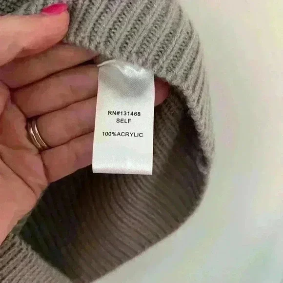 NEW VICI x Fate Pearl Tie Front Sweater in Lilac/Gray Small - Picture 3 of 4